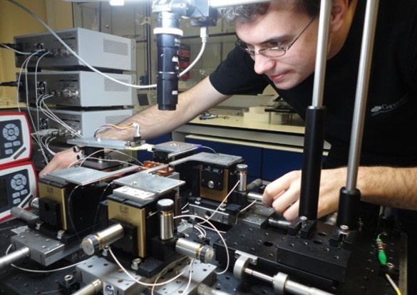 科学家研制出迄今最复杂的量子集成电路