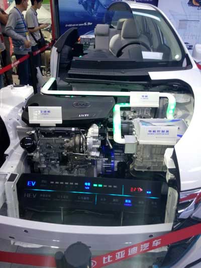 展示产品比亚迪汽车