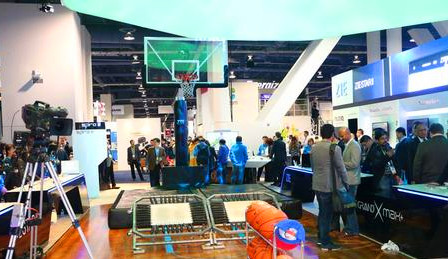 2015CES电子展中兴展台