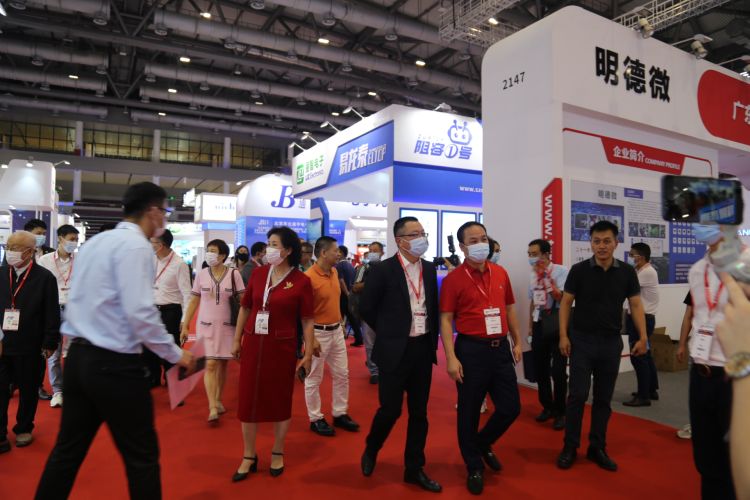 深圳电子元器件及物料采购展览会开幕2